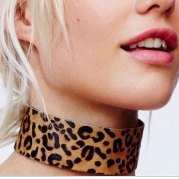 Free People Rebellion Pony Hair Leopard Print Choker Necklace with Dust … - Picture 2 of 6